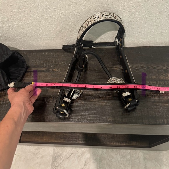 KATHYS CUSTOMS SILVER AND CROC CUSTOM MADE SHOW HALTER π₯π₯π₯ - Picture 13 of 14